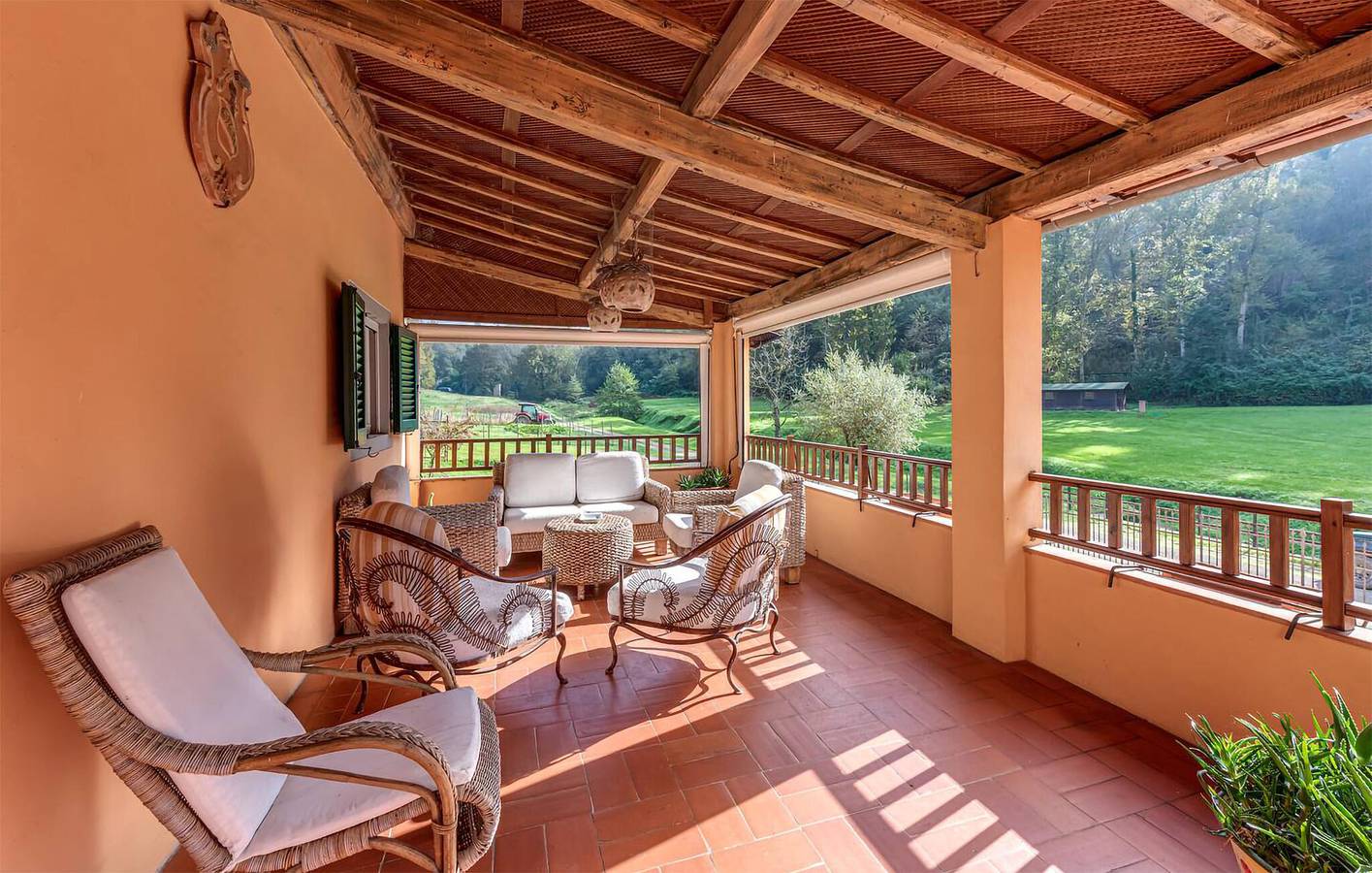 Acogedor apartamento junto a la piscina cerca del centro de Leccio in Reggello, Valdarno