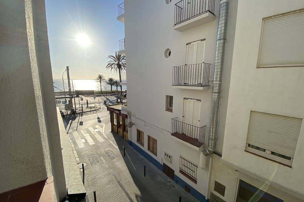 Gîte pour 3 Personnes dans Roses Centre, Roses