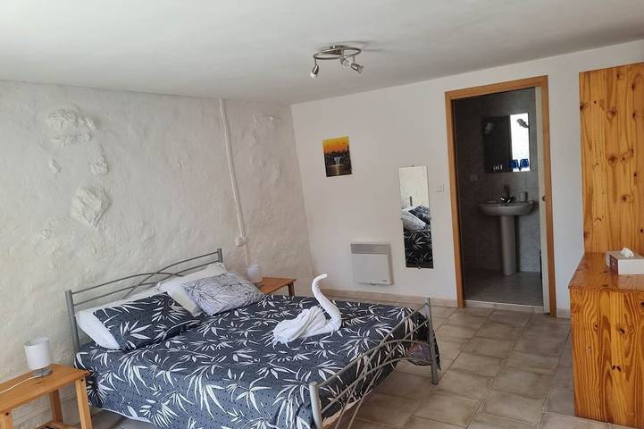 Gîte pour 6 personnes à Louzignac - 2