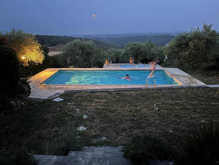 Location de vacances pour 4 personnes, avec vue et vue sur le lac ainsi que jardin et piscine, animaux acceptés à Opio - 4