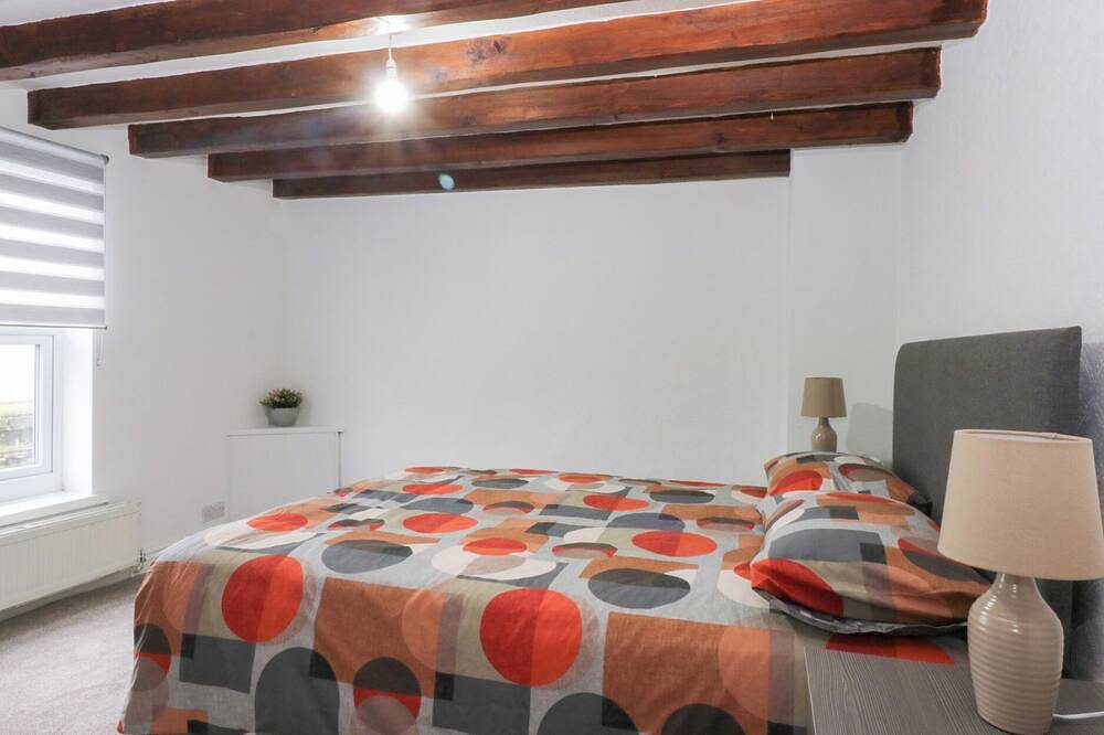 Chandlers Cottage, pet friendly, with a garden in Conwy in Conwy, Conwy e dintorni