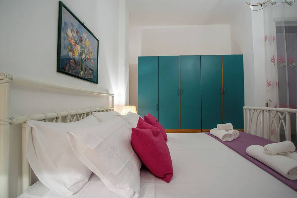 Appartement entier, Holiday apartment- Residence Baia Blu 100mt from the sea in Gallipoli, Golfe de Tarente