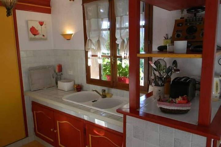 Location de vacances pour 4 personnes, avec terrasse et jacuzzi ainsi que jardin et sauna à Le Tignet - 4