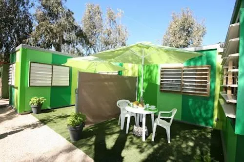 Camping para 7 personas, con vistas además de piscina y jardín, Se admiten mascotas - 1
