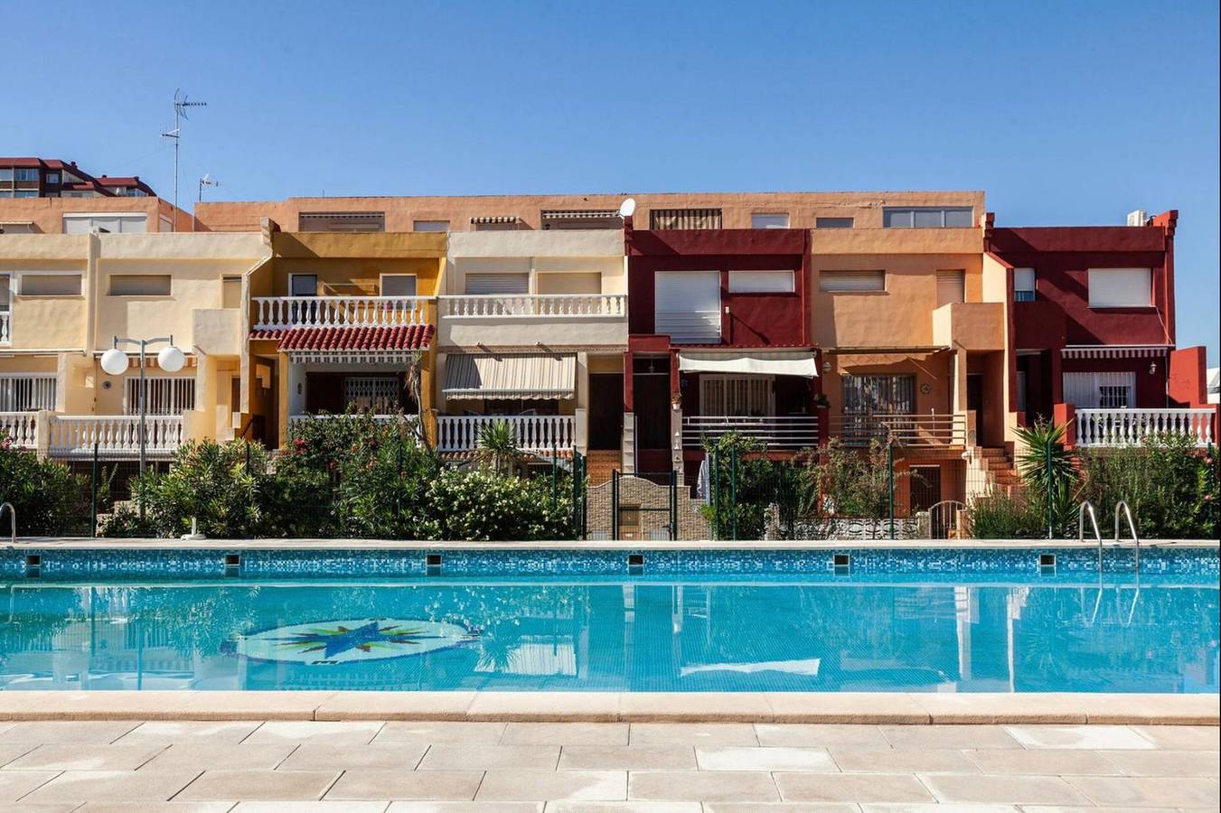 Apartamento entero, Apartamento encantador en Puebla de Farnáls - 50m² + Piscina in Playa Puebla de Farnals, Puebla de Farnals