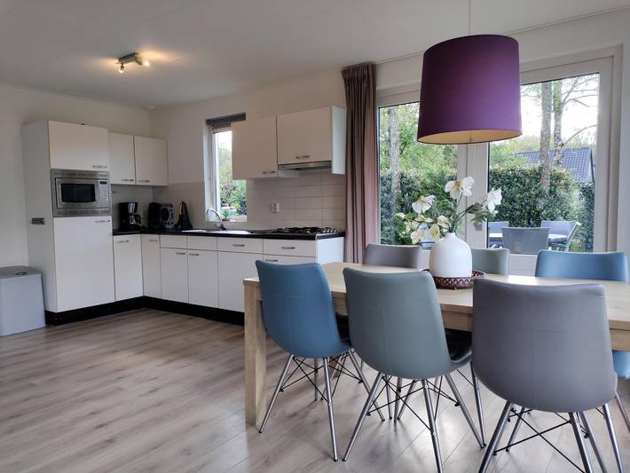 Bungalow für 6 Personen, mit Balkon/Terrasse und Terrasse in Friesland - 3