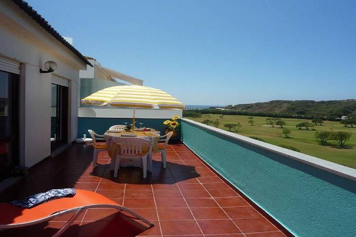 Ganze Wohnung, Zwischen dem Meer und den Bergen in A dos Cunhados e Maceira, Lissabon Distrikt