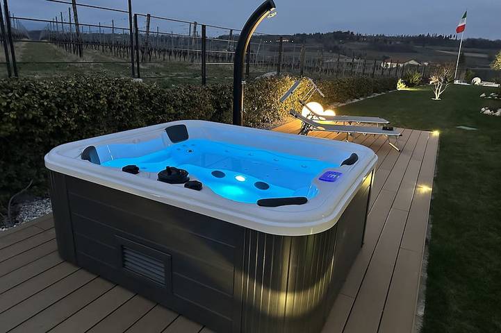 Ferienwohnung für 5 Personen, mit Terrasse und Garten sowie Whirlpool - 1