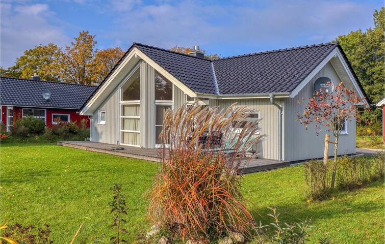Gemütlicher Rückzugsort am Strand mit Terrasse und Parkplatz in Krems II, Kreis Segeberg