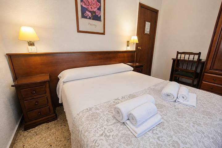 Entire apartment, Holiday apartment for 2 people in Piélagos, Cantabrian Coast