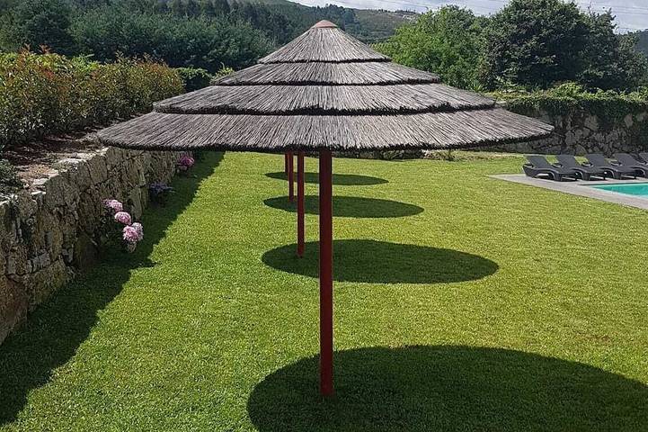 Casa de campo para 4 pessoas, com piscina e jardim em Marco de Canaveses
