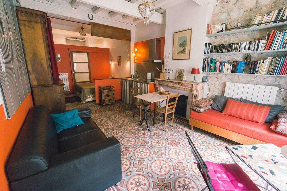 Appartement De Vacances pour 2 Personnes dans Arles, Parc naturel régional de Camargue
