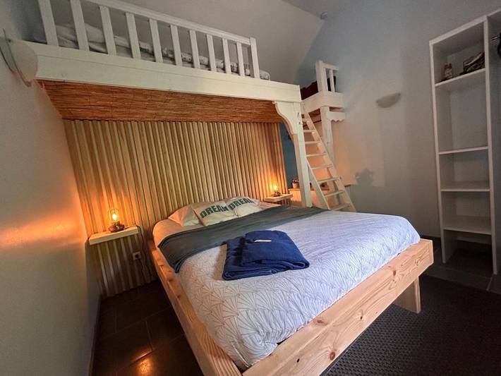 Location de vacances pour 2 personnes, avec Jacuzzi à Les Préaux