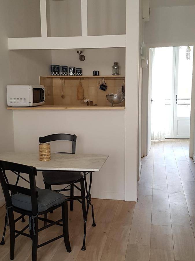 Gîte pour 2 personnes, avec balcon ainsi que vue et jardin, animaux acceptés à Aubin - 2