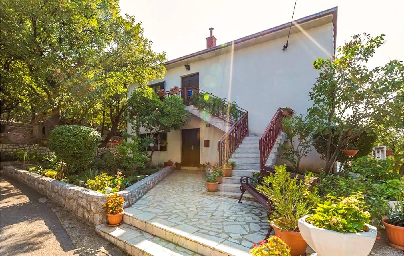 Ganze Ferienwohnung, Gemütliche Ferienwohnung mit Meerblick, Terrasse und Parkplatz in Klenovica in Klenovica, Primorje-Gorski Kotar
