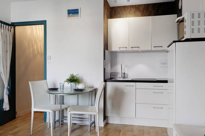 Hel studio-lejlighed, Apartment 'À 50 M. De La Plage' in Saint-Jean-de-Monts, Vendée