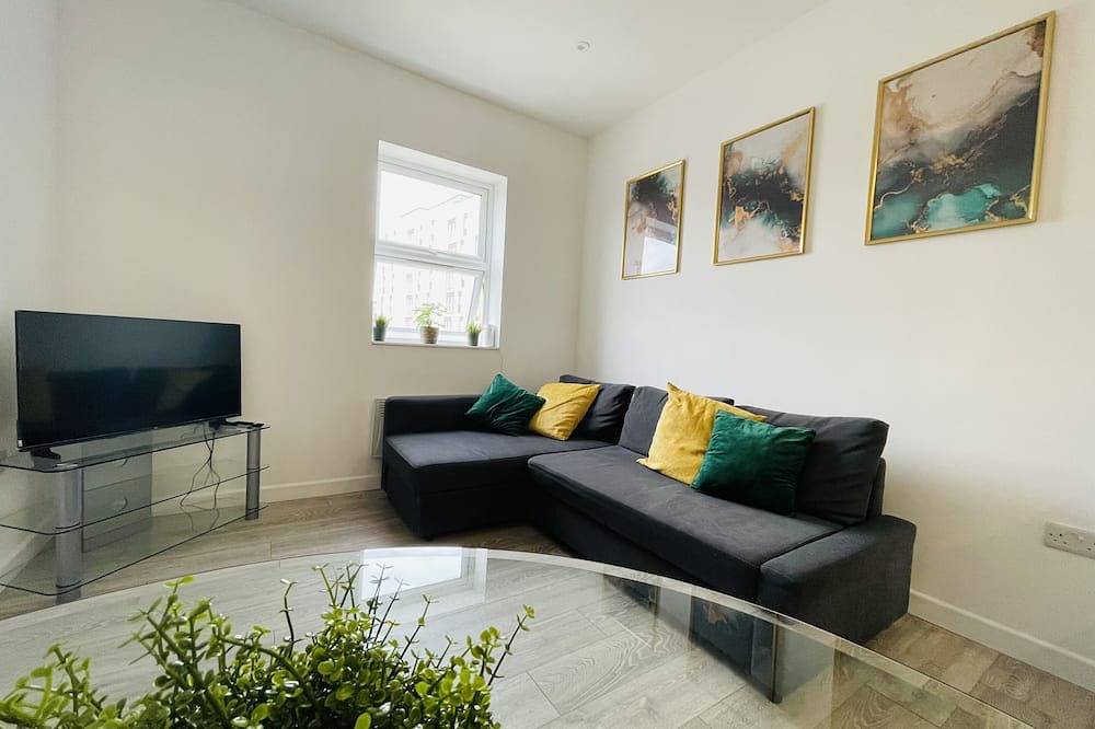 Entire apartment, Modern 1-Bedroom Apartment Near City Centre in Watford, Hertfordshire