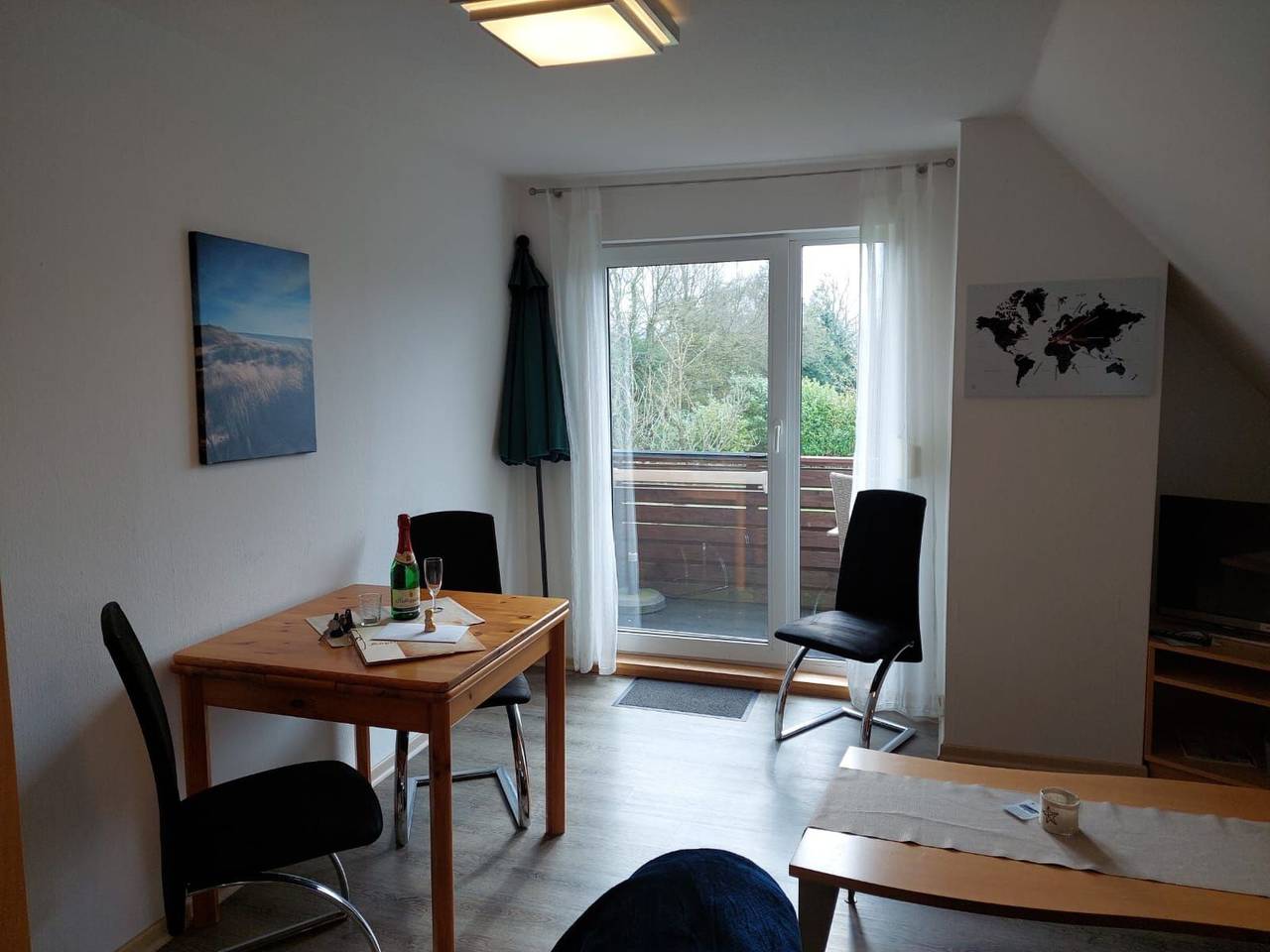 Ganze Wohnung, Kajüte in Fedderwardersiel in Fedderwardersiel, Butjadingen