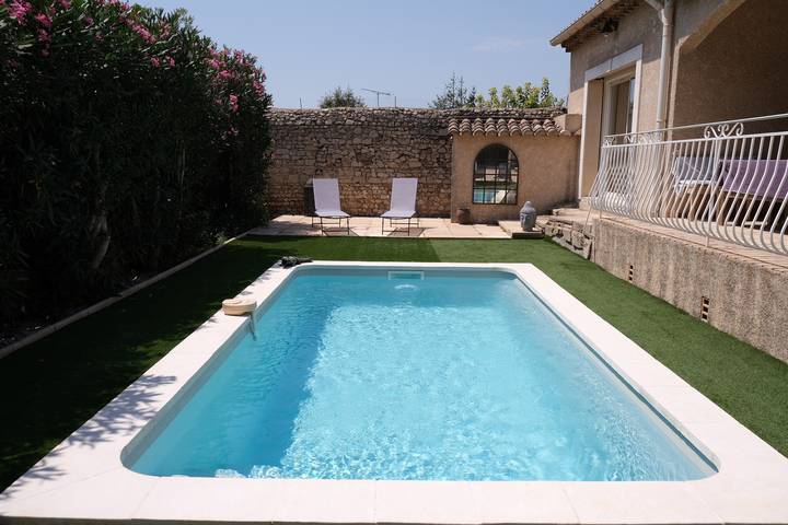 Location de vacances pour 4 personnes, avec jardin à Mouriès - 2