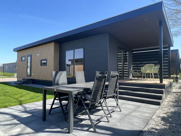 Ferienanlage für 4 Personen, mit Balkon/Terrasse und Terrasse sowie Garten und Kinderpool in Zeeland