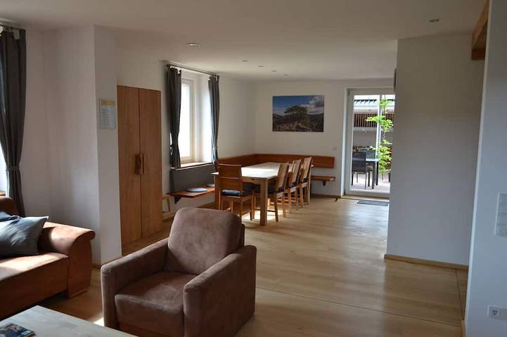 Ferienwohnung für 8 Personen, mit Garten - 1