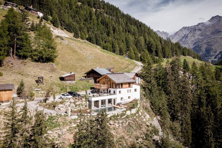 Hütte für 8 Personen, mit Sauna und Balkon sowie Garten im Ötztal - 3