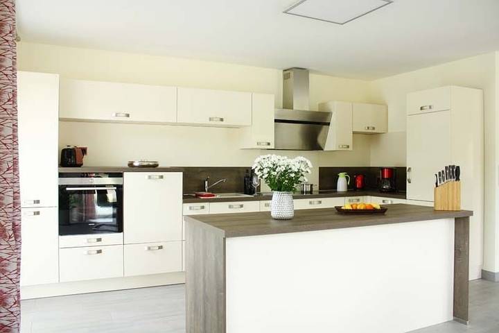 Ferienhaus für 6 Personen, mit Terrasse und Sauna sowie Seeblick in Malchow - 2