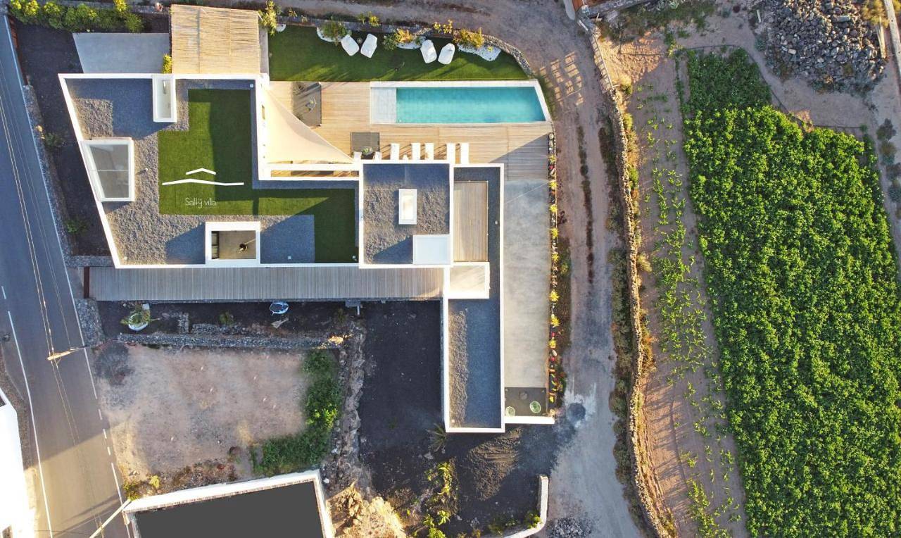 Salty Villa by Aura Collection in El Roque, La Oliva