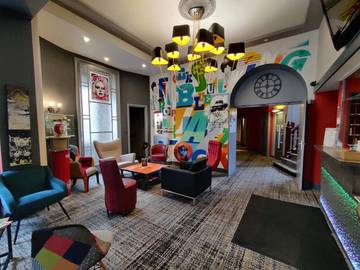 Hôtel pour 4 personnes, avec sauna et jacuzzi, animaux acceptés à Montluçon