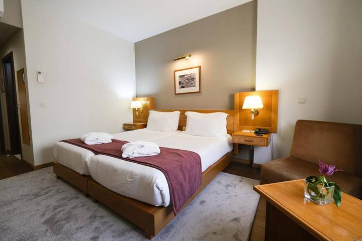 Hôtel pour 3 personnes, avec terrasse à Castelo Branco - 4