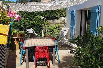 Gîte pour 6 personnes, avec terrasse ainsi que piscine et jardin dans Plage naturiste (Olonne-sur-Mer)