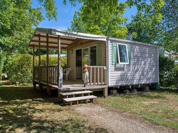 Camping für 2 Personen in Groléjac, Dordogne, Bild 2