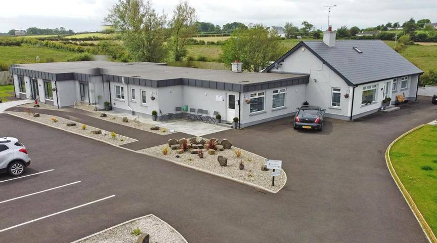 Holiday letting for 2 people, with Terrace and Garden in Bushmills