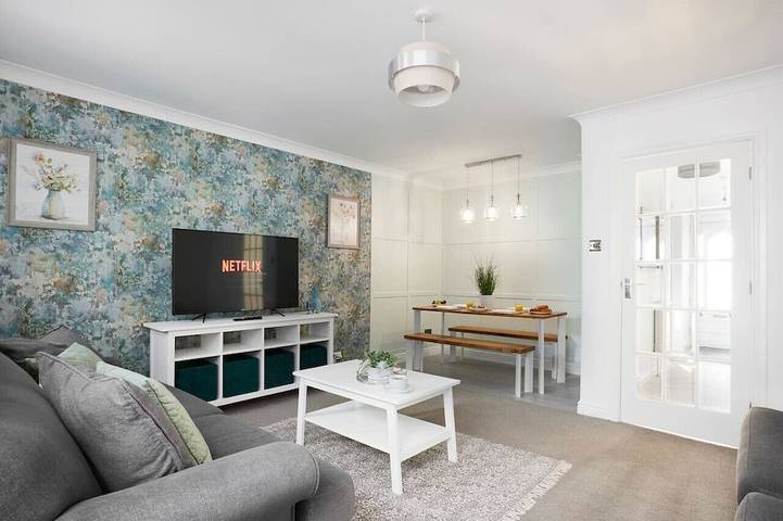 Holiday rental for 6 people, with garden, with pets in Huddersfield