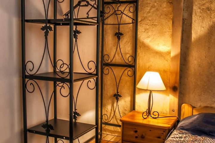 Gîte pour 10 personnes, avec jacuzzi ainsi que balcon et jardin à Saint-André-de-Roquepertuis - 3