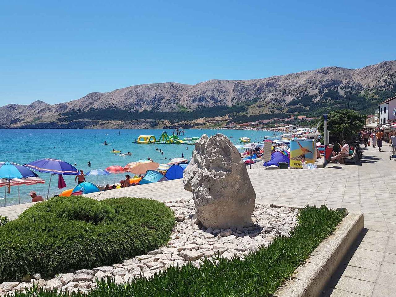 Entire holiday apartment, Holiday apartment with balcony  in Baska, Krk