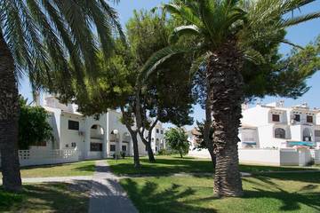 Finca für 4 Personen, mit Pool und Garten sowie Terrasse in Torrevieja