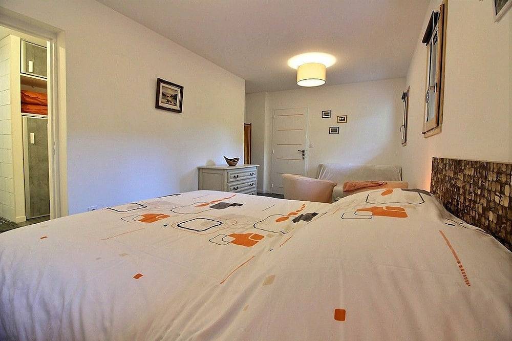 Grande Maison D'architecte à 400 m de la mer in Plougrescant, Pink Granite Coast