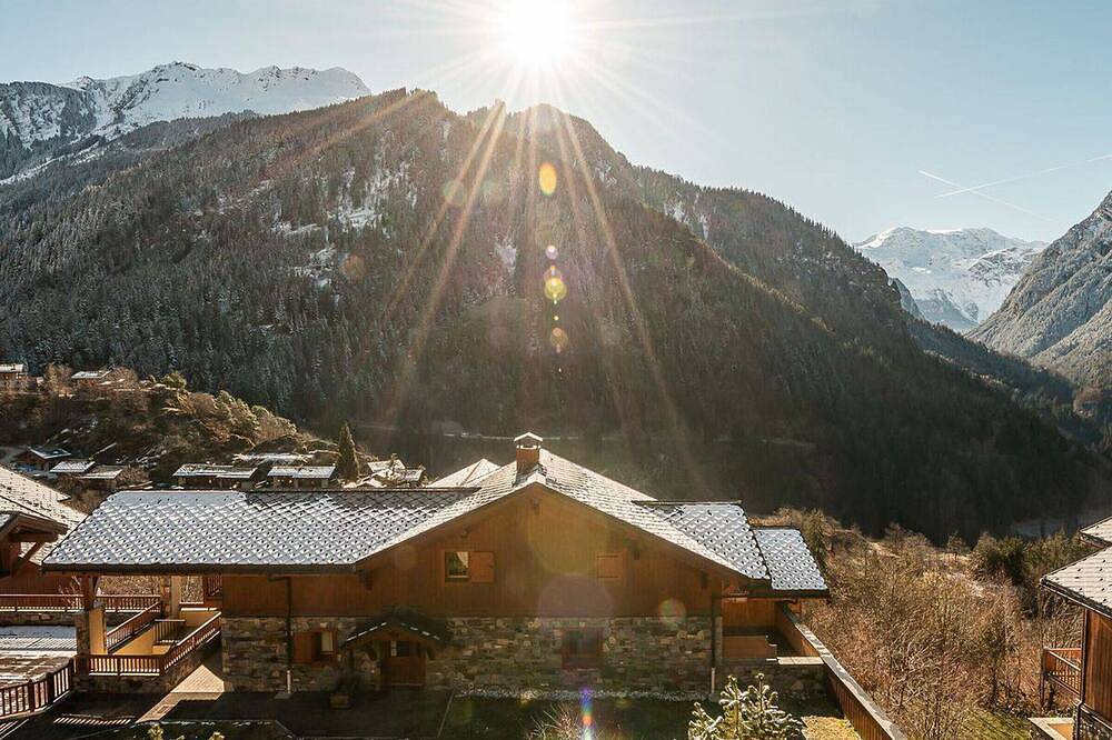 Entire apartment, Apartment Champagny-en-Vanoise, 3 bedrooms, 8 persons in Champagny-en-Vanoise, Vanoise National Park