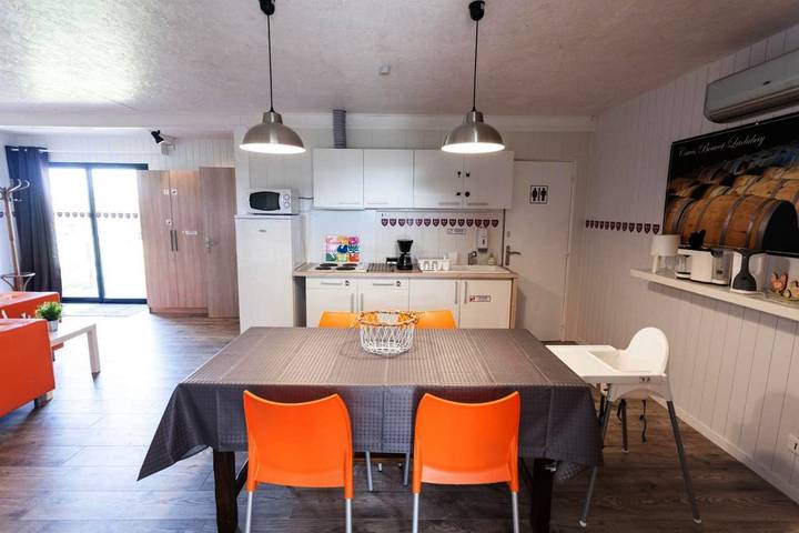 Location de vacances pour 2 personnes, avec terrasse, animaux acceptés à Les Rosiers-sur-Loire - 2