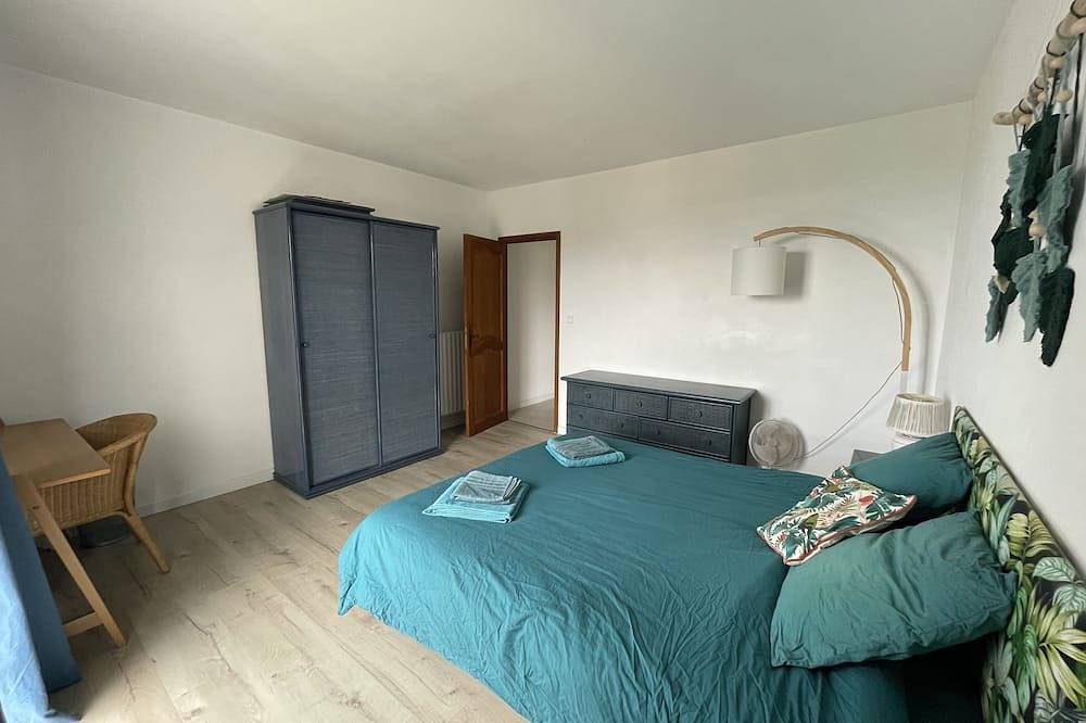 Schöne Villa, mit herrlichem Meerblick und Pool, ideal für 2 Familien, in Saint-Aygulf, Frejus