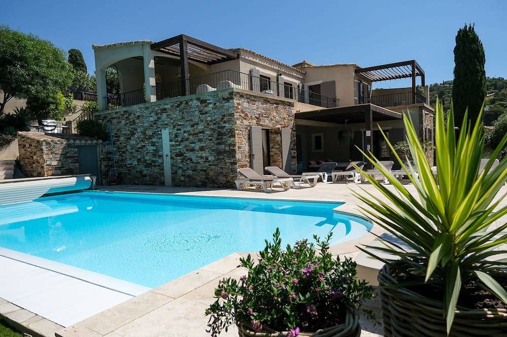 Villa pour 14 Personnes dans Rayol-Canadel-sur-Mer, Parc national de Port-Cros