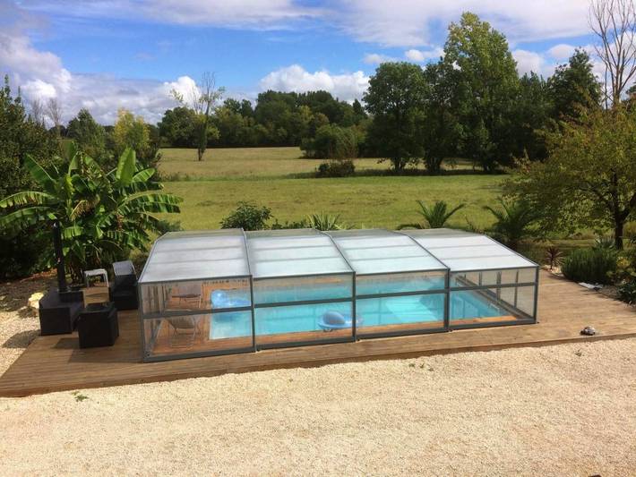 Gîte pour 2 personnes, avec piscine ainsi que jardin et terrasse à Saint-Estèphe - 2
