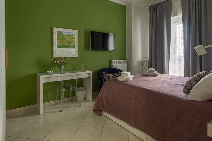 Appartement entier, 2 bedroom apartment in naples in Naples, Province de Naples