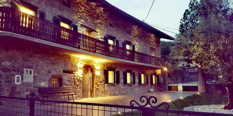 Ferienwohnung für 11 Personen, mit Garten, mit Haustier