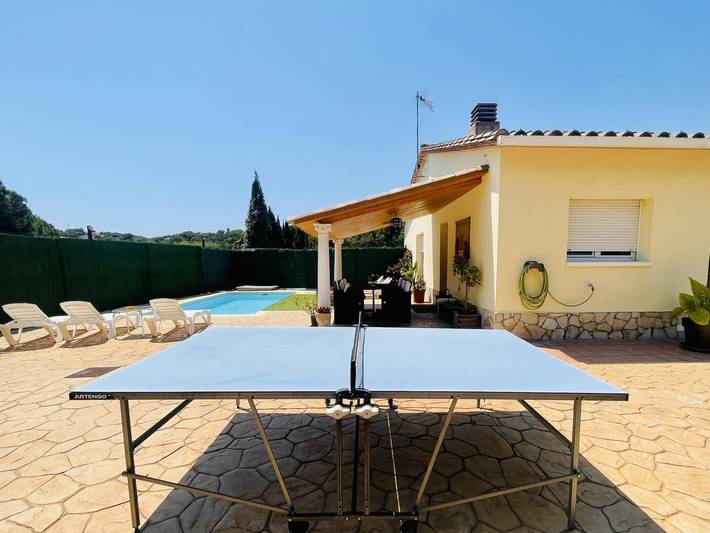 Location de vacances pour 6 personnes, avec terrasse et piscine, adapté aux familles à Calonge - 3