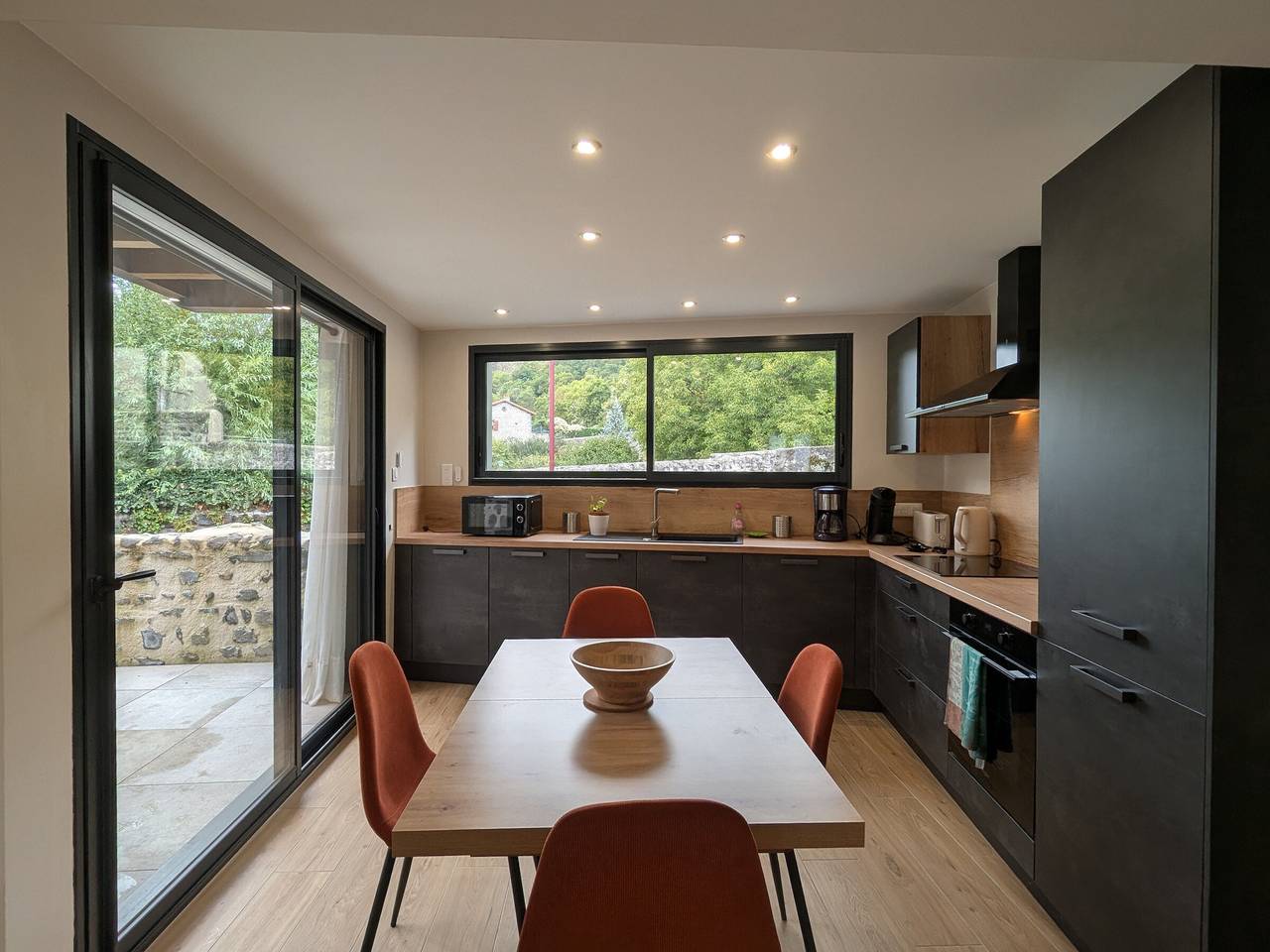 Maison rénovée avec terrasse et balcon à Polignac in Polignac, Haute-Loire