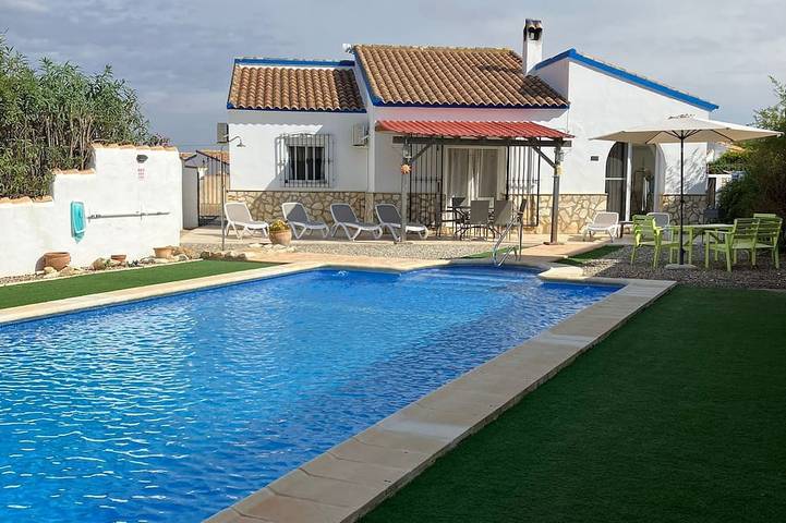 Chalet para 6 personas, con jardín, Se admiten mascotas - 1