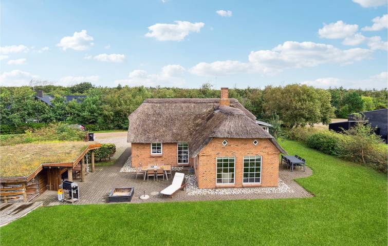 Ferienhaus für 6 Personen, mit Terrasse und Whirlpool sowie Garten und Sauna in Tarm
