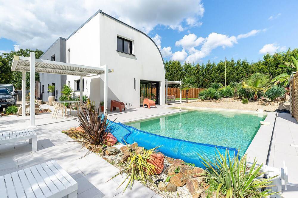Modern Villa with Private Pool in Saint-Aignan-Grandlieu, Région de Nantes